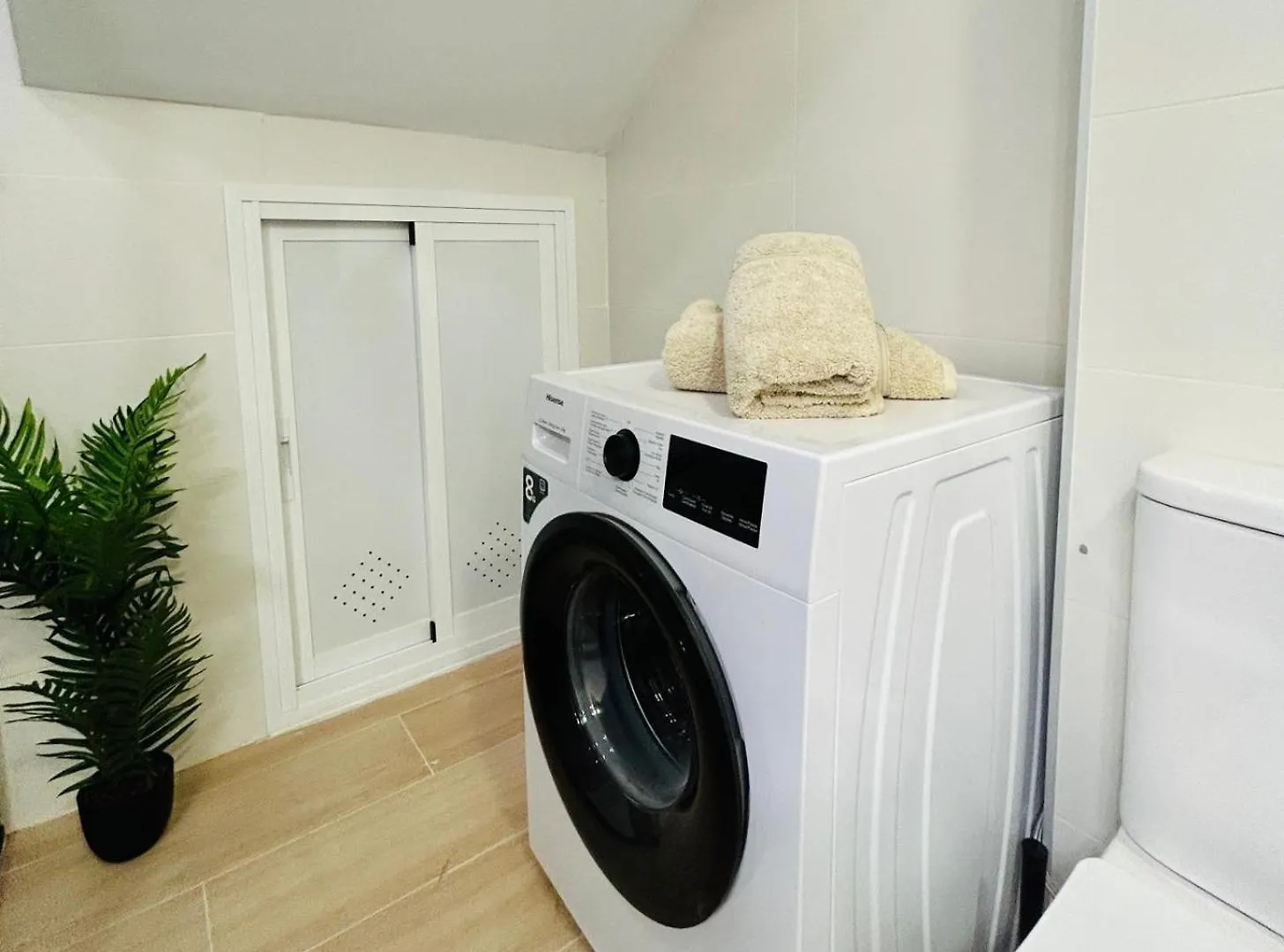 Nuevo Apartamento Haiti - Torremolinos Centro 0*,  西班牙