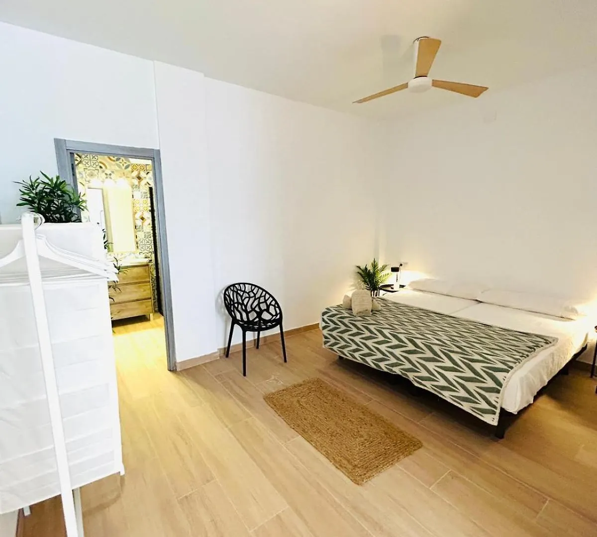 Nuevo Apartamento Haiti - Torremolinos Centro 0*,  Spain